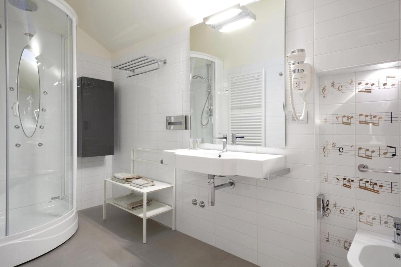 מטרה Santa Cesarea Residence Luxury Suite - La Vetta Del Sasso Barisano מראה חיצוני תמונה